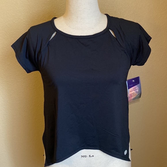 NWT - Activewear Lot size medium - Picture 4 of 12